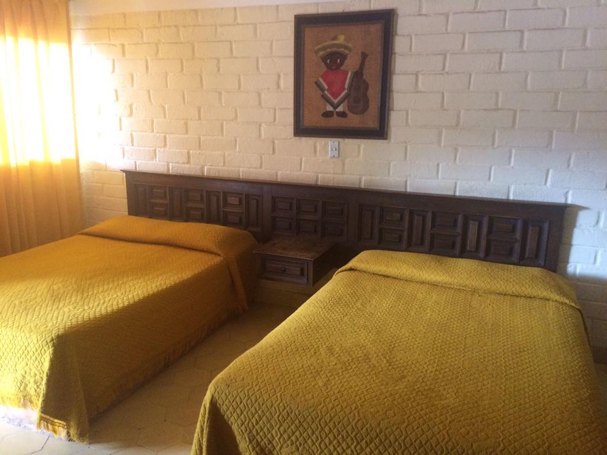 Hotel Terrazas Мулеге Екстериор снимка